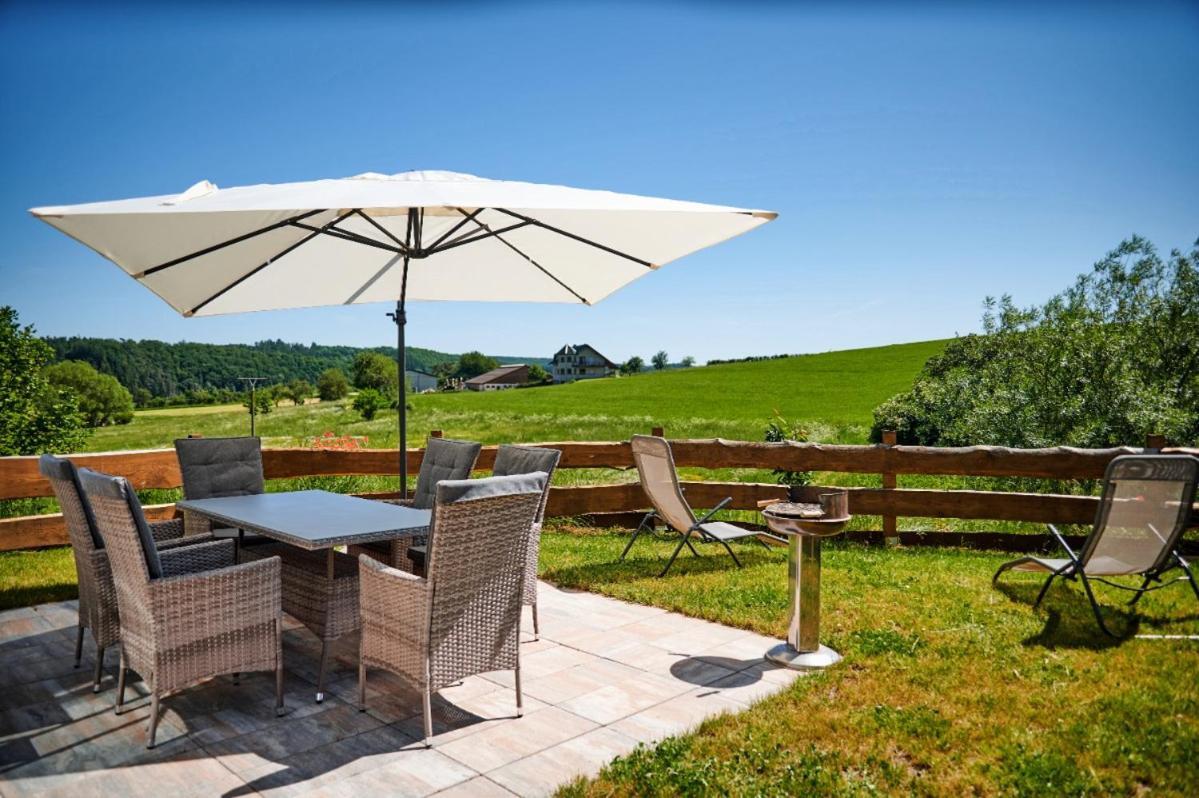 Ferienhaus Chilllout Chalets Daun-Kradenbach מראה חיצוני תמונה